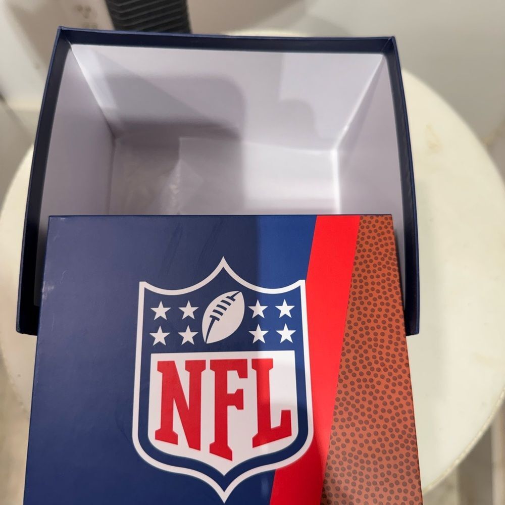 Invicta Steelers Gold Watch with Colorful Emblem - Picture 3 of 5